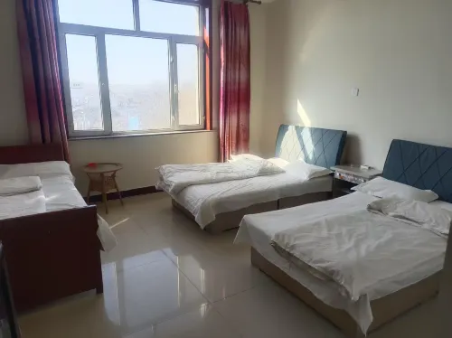 Wuchuan Lanxin Hotel - 2-Star