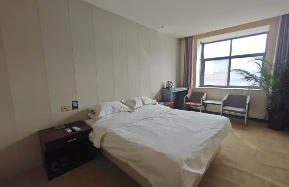 扶溝聚鼎商務賓館