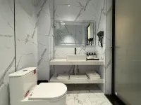 Heyue Hotel