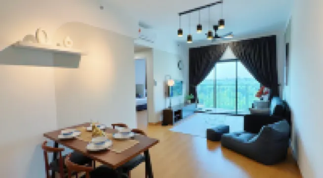 Gamuda Cove Jungle Park view Splash Mania Air-Con Suite Hotel berhampiran Cove Aerobar @ Discovery Park