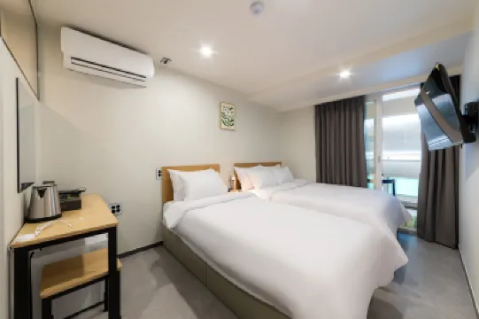 Stayz437 Jongno Hoteles cerca de Cheong Wa Dae Sarangbang