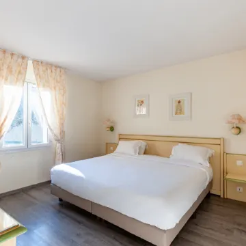 Residhotel Golf Grand Avignon