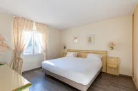 Residhotel Golf Grand Avignon Отели в г. Ле-Понте