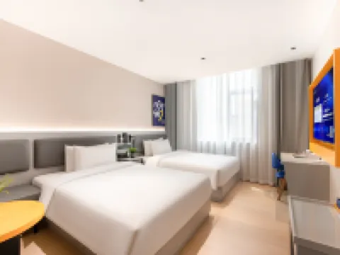 7Days Inn Hotel (Jiaozuo Rose Park High Speed Railway Station) Hotels in Jiaozuo