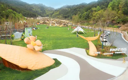 Hengdian Xigu Glamping Tent Hotel