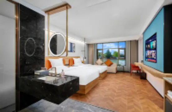 Huajing International Hotel (Huayin Huashan Mountain Scenic Area Yuquan Courtyard Branch)