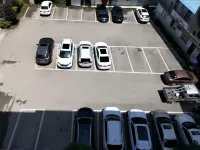 Hetian Hotel - parking