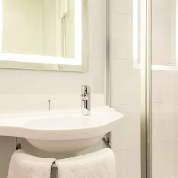 Ibis Edinburgh Centre Royal Mile - Hunter Square Отели рядом с достопримечательностью «Ройал Майл»