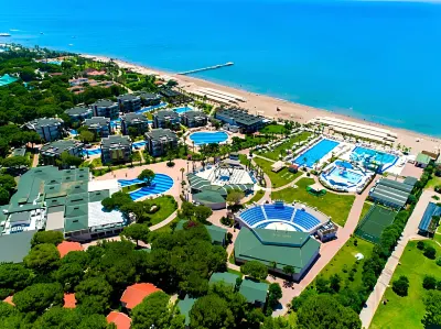 Tui Magic Life Masmavi Hoteles cerca de Garden of Tolerance