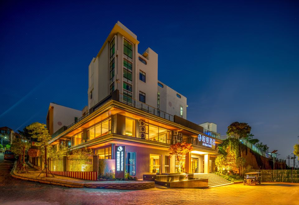 hotel overview picture
