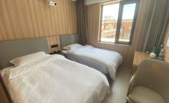 Shanghai Fengqiao Night Mooring Hotel (Shanghai Wildlife Park Branch)