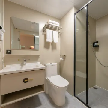 Xiamen Zhenyue Boutique Stay (Xiamen Zhongshan Road Lundu Pier) Отели в г. Сямэнь