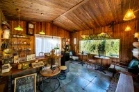 Joan Kushtai Joong Valley Bay Wild Luxury Camp - 5-Star