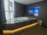 Xiping Haitang Shengshi Hotel Hotel di Xiping