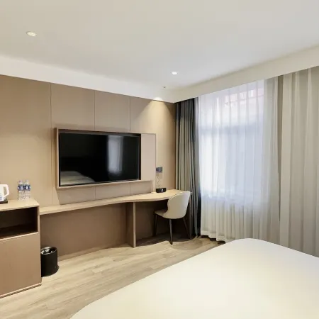Yidianyuan Hotel (Taipingqiao Subway Station) Отели рядом с достопримечательностью «Хэйлунцзян Инженерный институт»