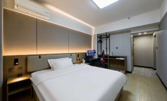 LaBu E-Sports Hotel (Tiexi Wanda Plaza)
