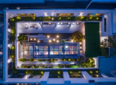 MAPLE HOTEL Hotels near Guanshanhu Park