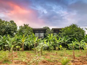 Atha Resort