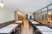 HanTing Hotel (Langfang Exhibition Center)