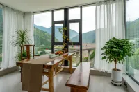 Banshan Yunyi Homestay (Luding Dadu River)