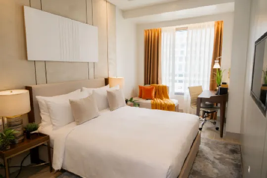 Modern City Stay Near Manila Bay’s Attractions