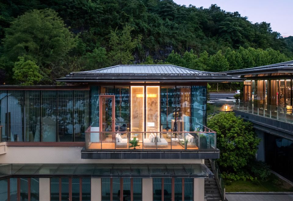 우룽 은행로 187번지 호텔