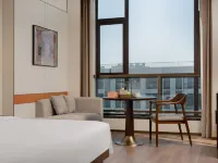 Jiaxing Haiyan Economic Development Zone Kaiyuan Mingtin Hotel - balcony