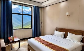 Daocheng Lele Hotel (Shangri-La Town)