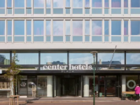 Center Hotels Plaza Hotéis próximos à(ao) Museu Marítimo Viking