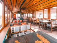 Turbel Cave House - sarapan