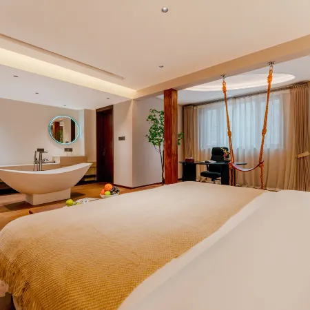 Qingyixuan Homestay (Datong Ancient City Huayan Monastery)