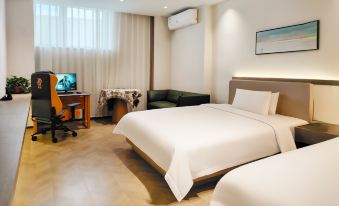 Jingfang E-Sports Hotel (Jiaxing Haiyan Haigang Avenue)