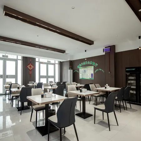 Jingu Hotel (Licheng Chenghuangmiao & County Government Branch)