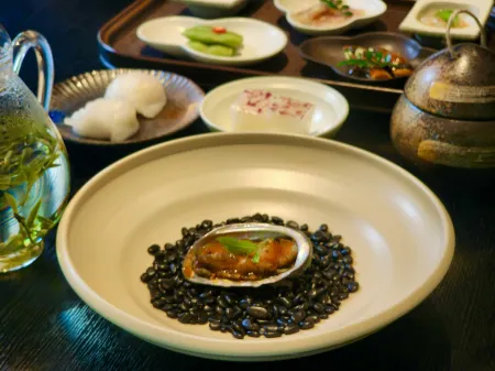 Qiandao Lake Xishan Xinglv Homestay Отели рядом с достопримечательностью «Huangshanjian»