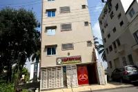 A White Pearl Suites