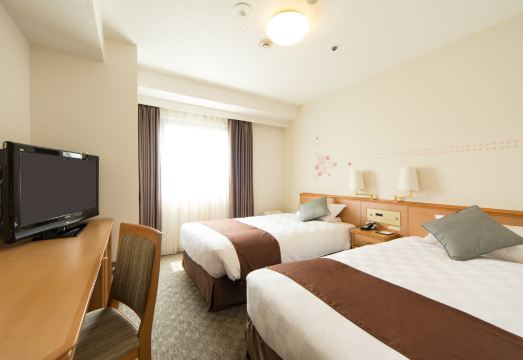 3. 오사카 도큐 레..