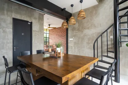 Chrisenbel Hideaway Retreat, The Villa Collection by Chrisenbel Отели рядом с достопримечательностью «The One Academy»