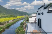 Kuriki Ichigo · FAIRYLAND Stream and Rice Field Designer Pool Accommodation