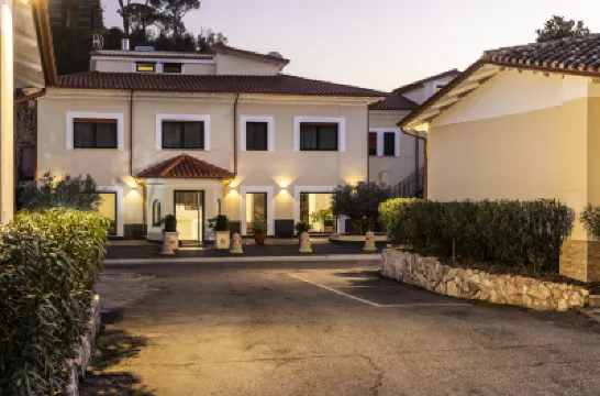 Hotel Eurogarden Hotel berhampiran Museo Crocetti