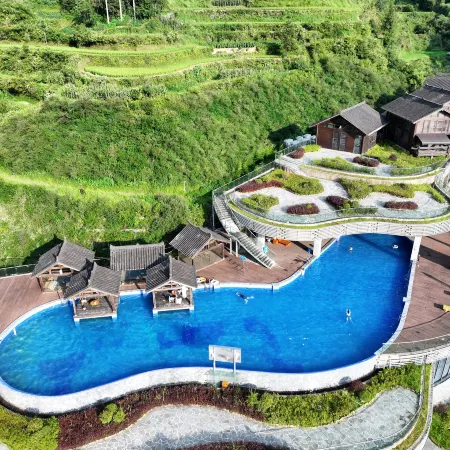 Tianjing Jiayi Water Basket Resort