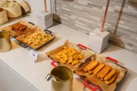 Lavande Hotel (Jinzhou Yixian Branch) - Frühstück