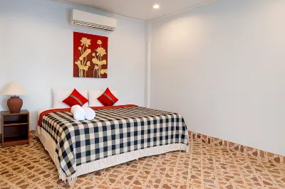 卡馬拉蘭花賓館 Scuba Quest Dive Center Kamala附近的飯店