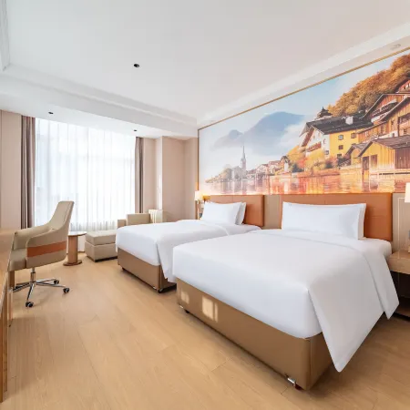 Vienna Hotel (Uxin Banner Tuke Town)