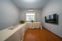 Zilanling Hostel (Zhongshan Scenic Area Houzaimen)