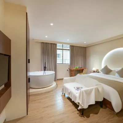 Weijia Hotel Hotels near Erma Road Food Street