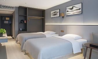 Tongren Jinjiang Pearl Hotel