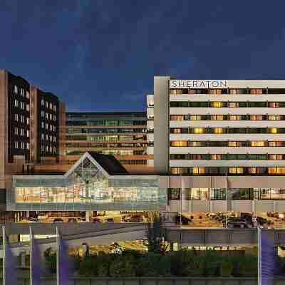 Sheraton Frankfurt Airport Hotel & Conference Center Hotel Exterior