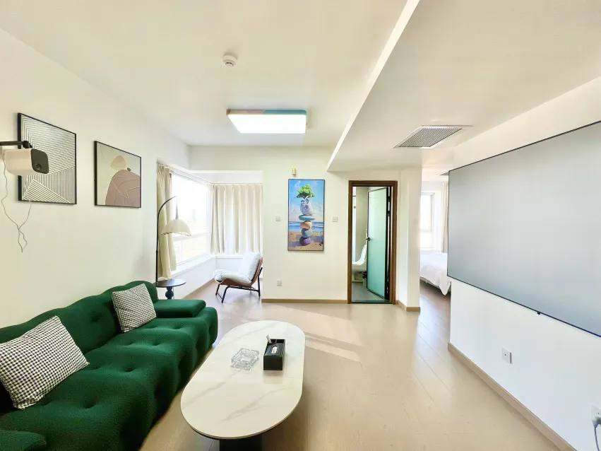 Apartment Service-style Residence (Guomao CBD Dawang Road Metro Station Branch)