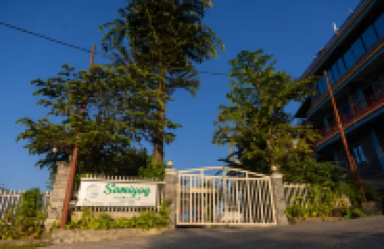 Samiyog Tourist Resort のホテル