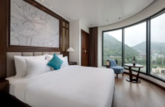 De La Mont Hotel Ha Giang